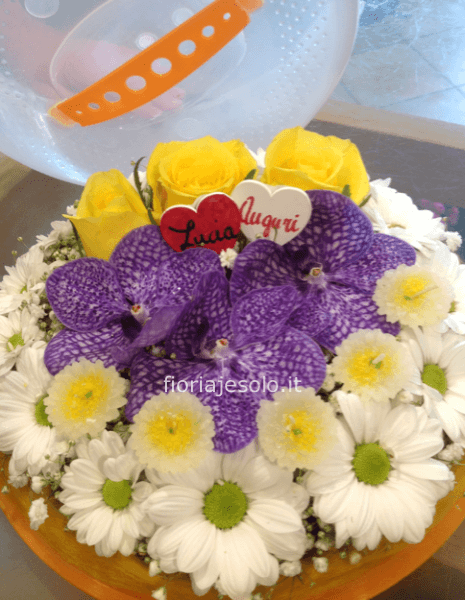 Torta floreale #preziosa”