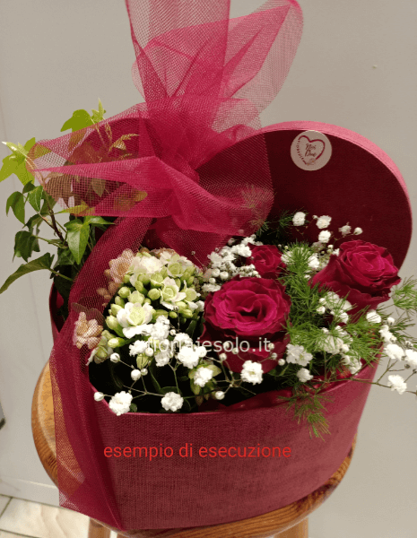 Scatola a cuore rosso