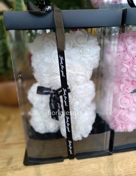 Orsetto di roselline bianche o rosa in foam 