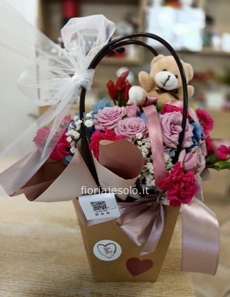 Bouquet con orsetto e acquabag